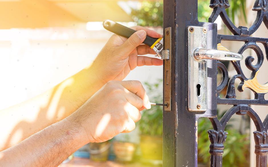 soigneux serrurier ouverture de porte Sevran
